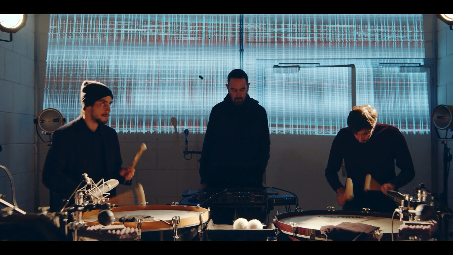 MA(N|CHINE) — live performance
