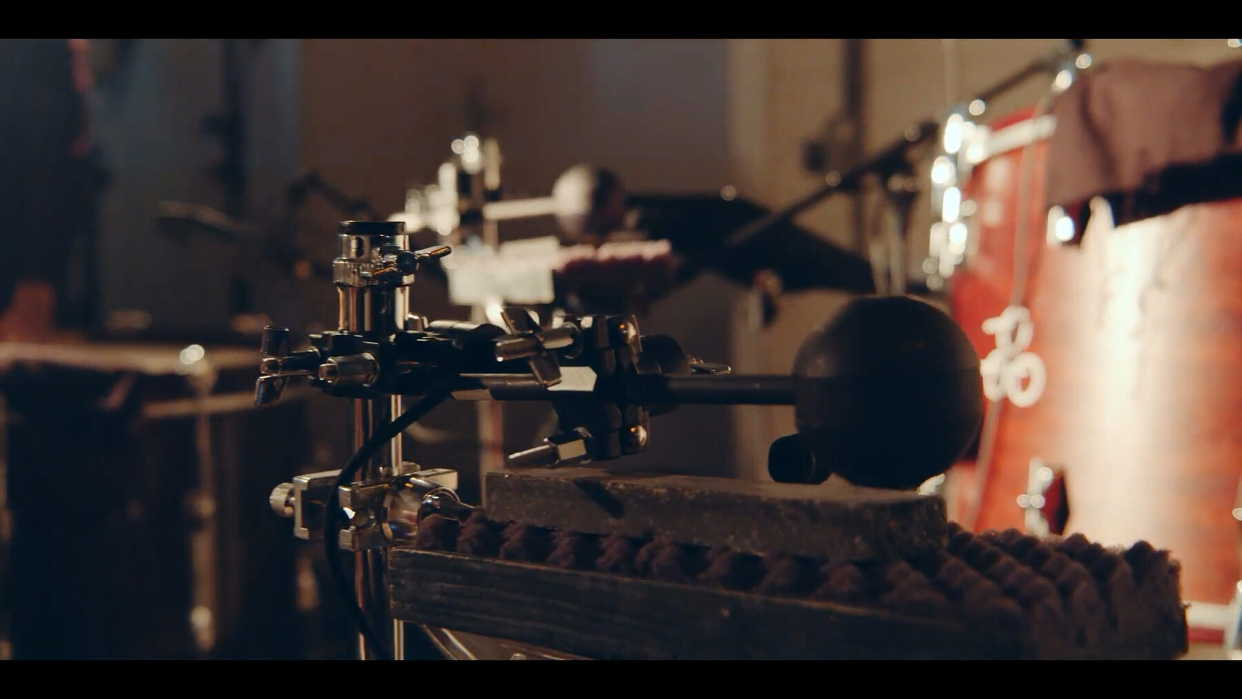 MA(N|CHINE) — live performance